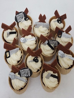 Carpenter cupcakes