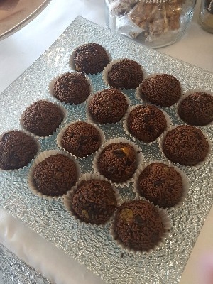 Wedding rumballs